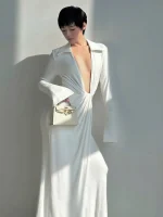 Đầm Dạ Hội Lespoir Trắng Tinh Khôi Cổ V Sâu Quyến Rũ Dáng Ôm Thanh Lịch