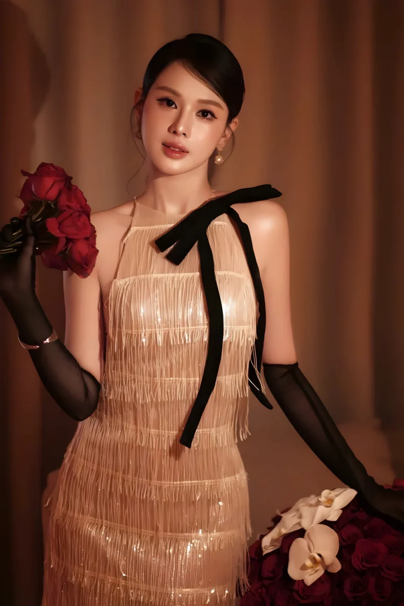 Beloved Size M - Đầm dự tiệc tua rua ánh kim quyến rũ