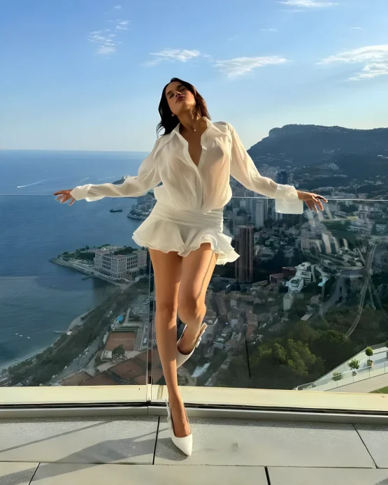 Datt Size S - Set bộ váy ngắn trắng voan tay dài