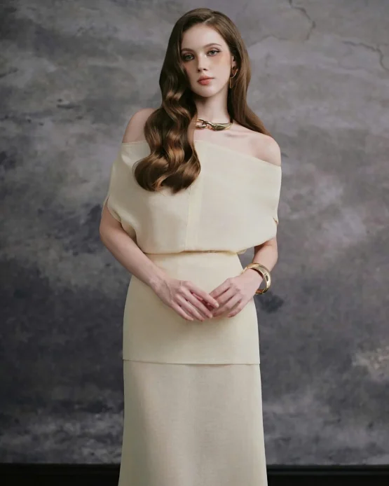 Delicate Size L - Đầm dạ hội trễ vai màu kem thanh lịch