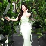 Nana Jacqueline Size L - Đầm Dạ Hội Lụa Xẻ Tà Màu Xanh Pastel