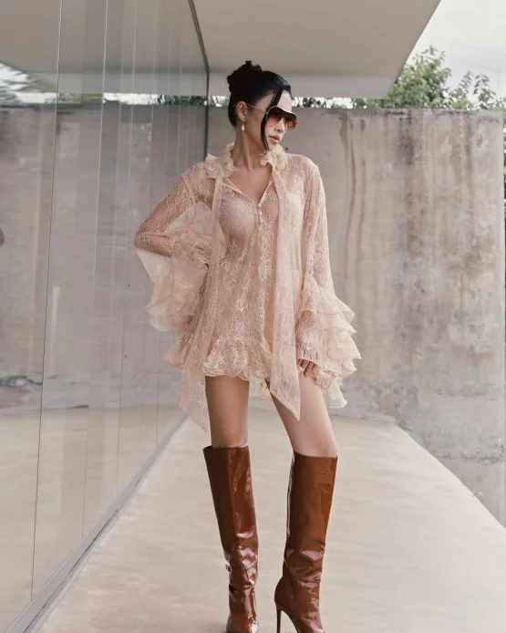 Ononmm Size M - Váy ren hồng nude tay phồng quyến rũ