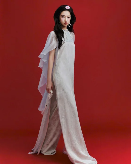 Ononmm Size M - Áo dài cách tân lụa xanh thướt tha