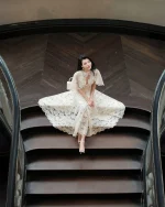 Jennie Choo Size L - Đầm ren trắng cổ yếm tay phồng