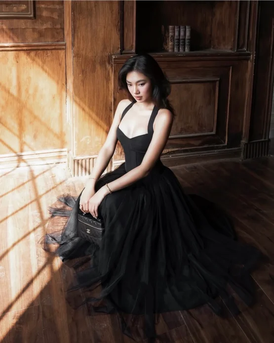 Josphine dress Size S - Đầm dạ hội voan đen cổ yếm