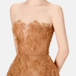 Monstand Size M - Đầm dạ hội ren vàng đồng quyến rũ